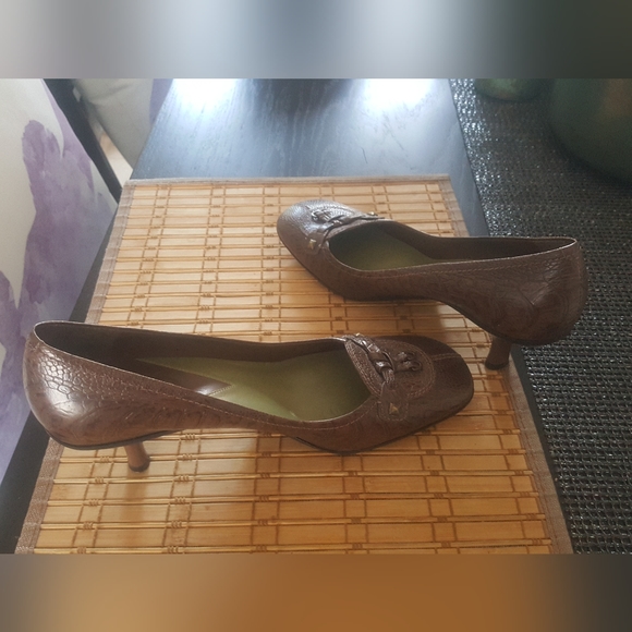 Enzo Angiolini Brown Kitten Heels 7.5 - Picture 7 of 8